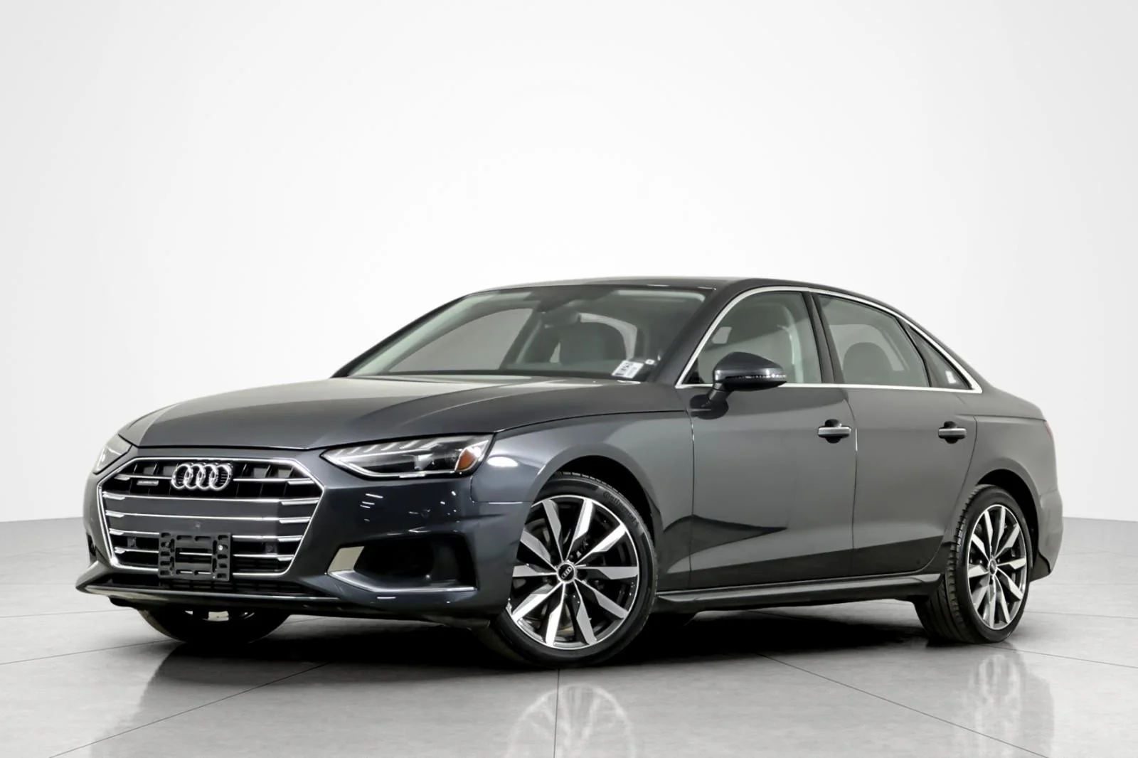 2023 Audi A4 40 TFSI Premium quattro S tronic's photo