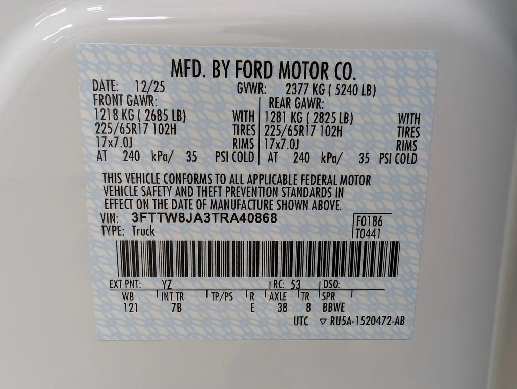 New 2026 Oxford White Ford XLT image 11
