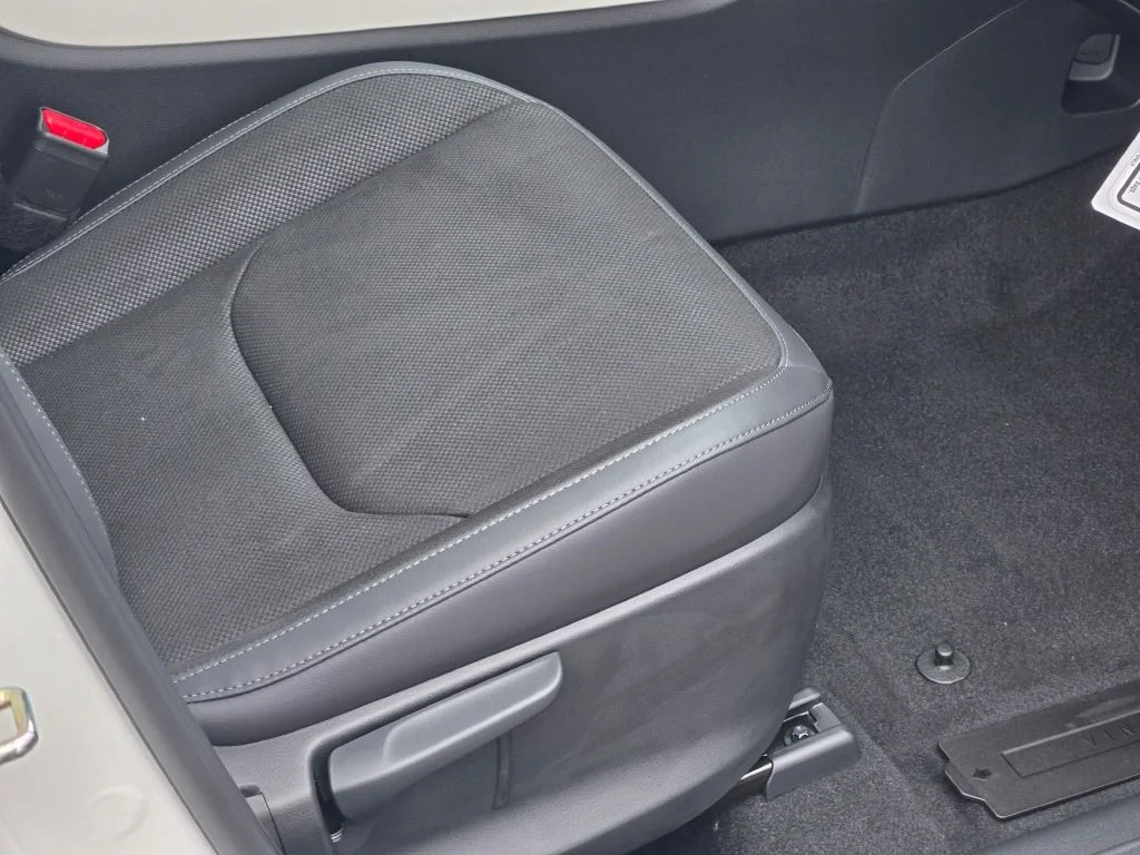 New 2026 White Mazda 2.5 S Preferred image 8