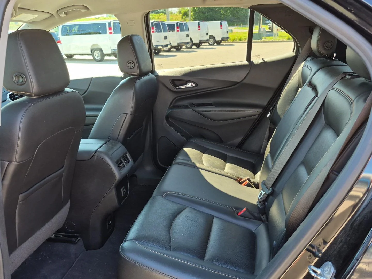 Used 2020 Mosaic Black Metallic Chevrolet Premier image 5