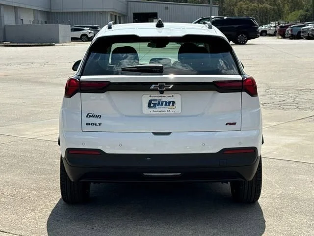 New 2027 Summit White Chevrolet RS image 6