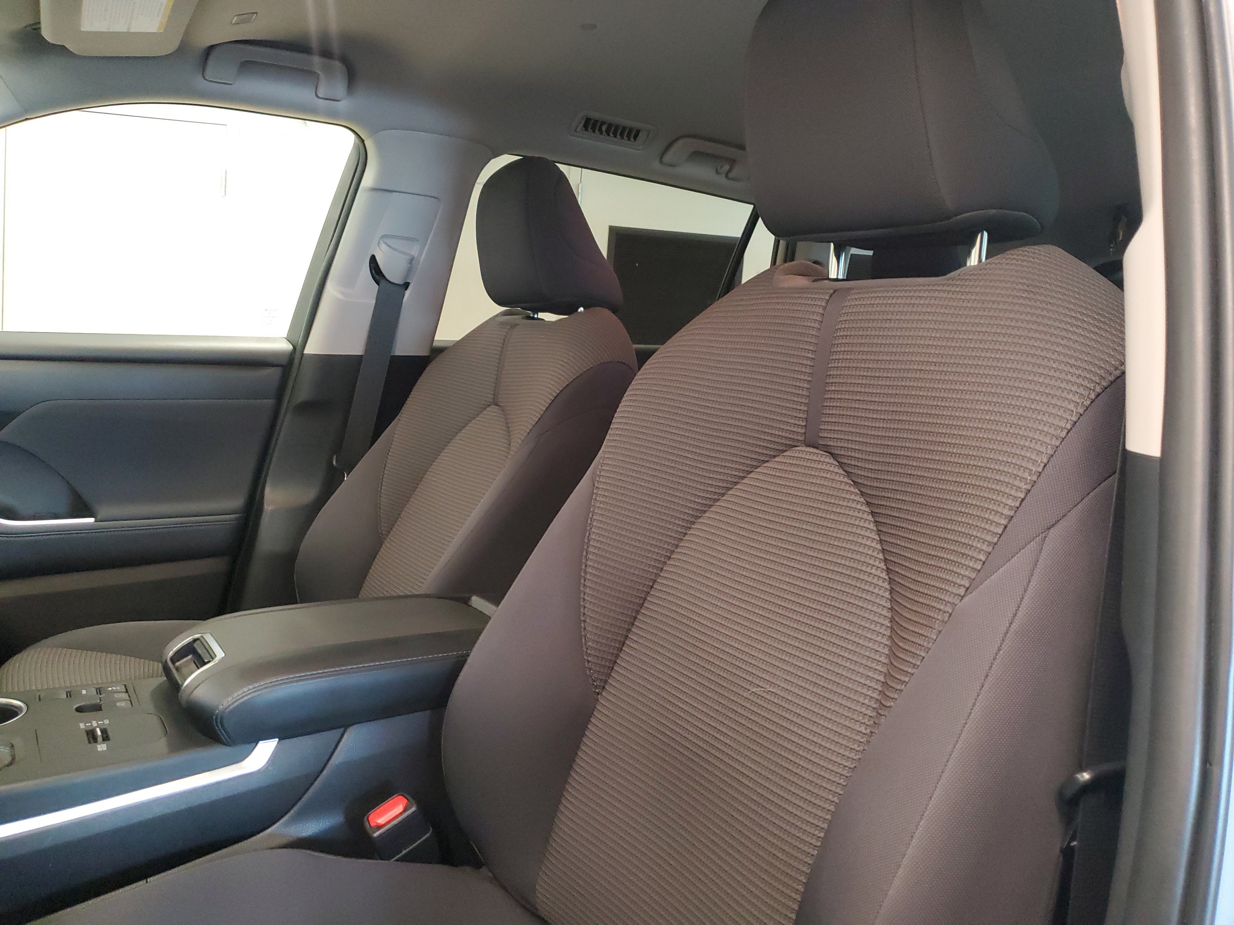 Used 2023 Celestial Silver Metallic Toyota LE image 18