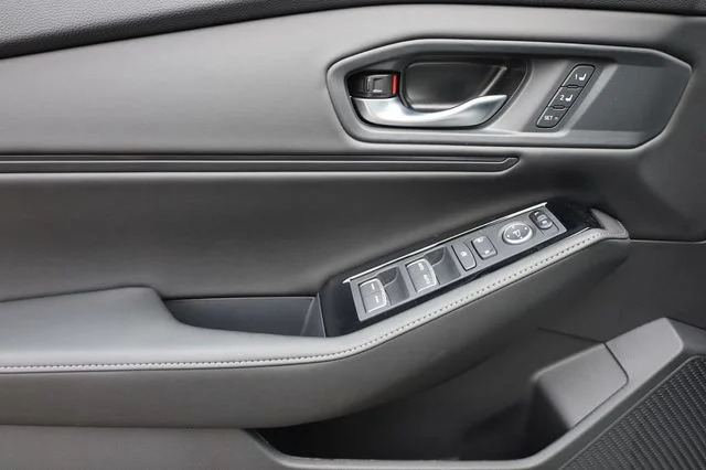 New 2026 Meteorite Gray Metallic Honda Touring image 36