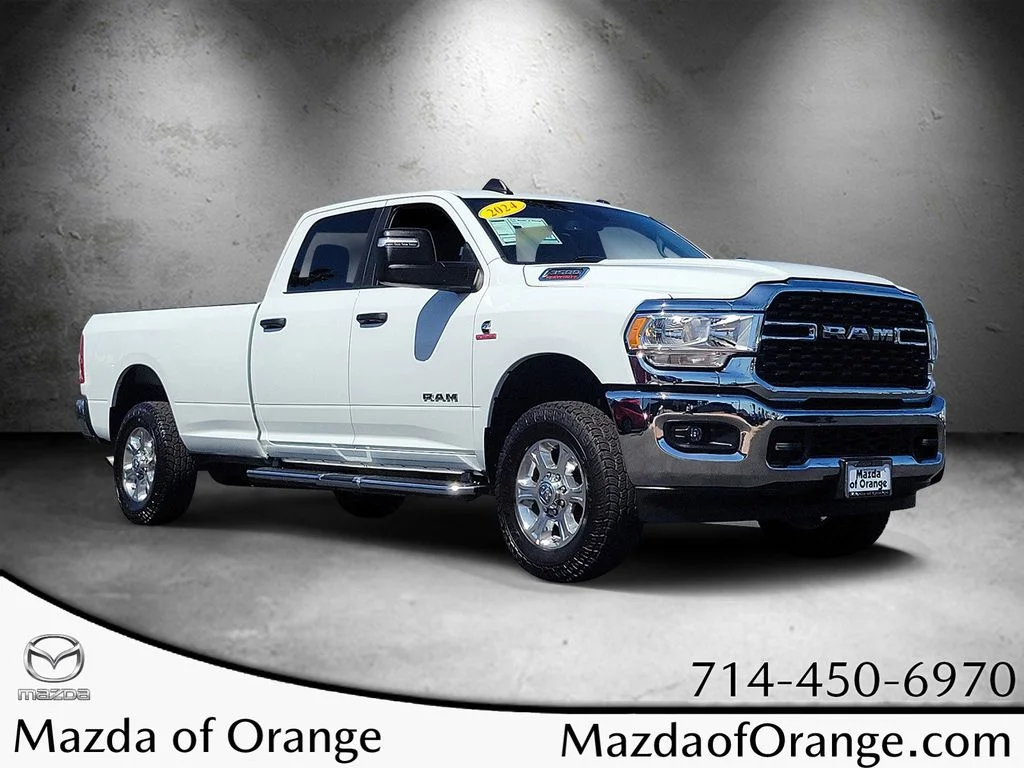 2024 RAM 3500 Big Horn 4X4 Crew Cab LWB's photo
