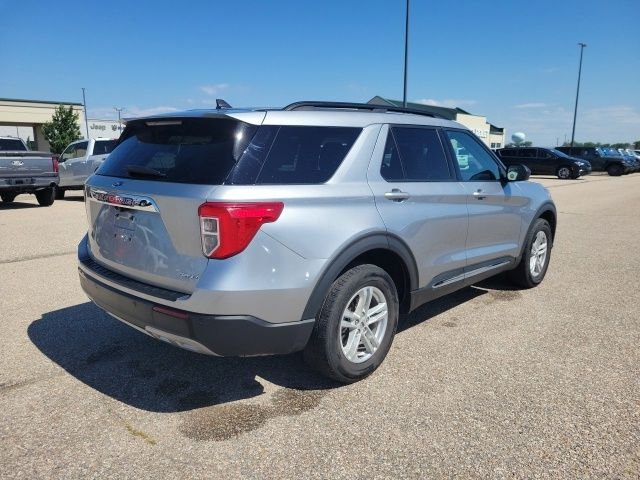 Used 2024 Silver Ford XLT image 22