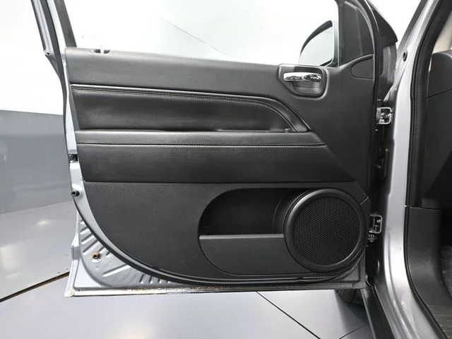 2016 Jeep Compass High Altitude - Photo 17