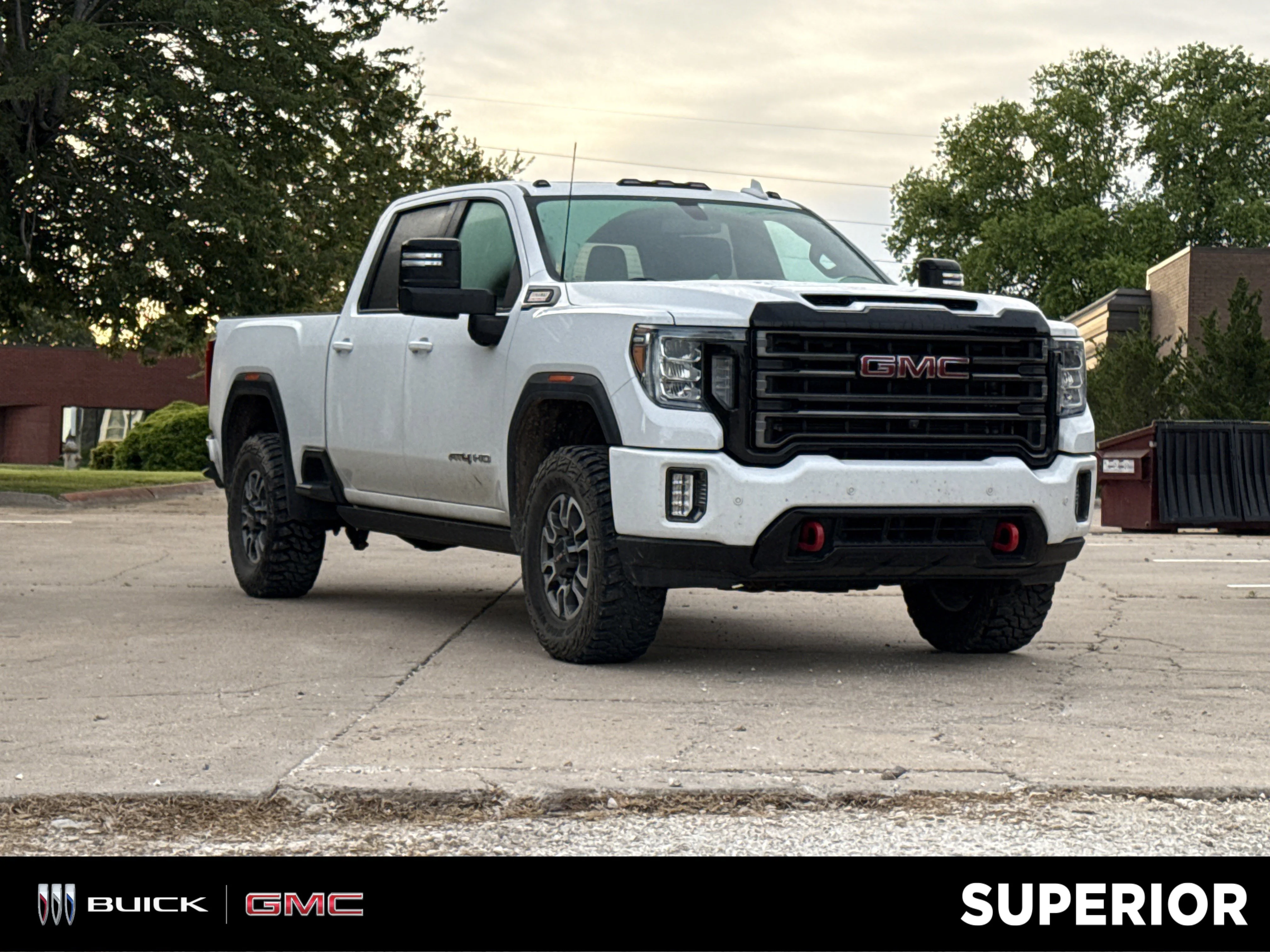 2023 GMC Sierra 4WD Crew Cab Standard Box AT4's photo