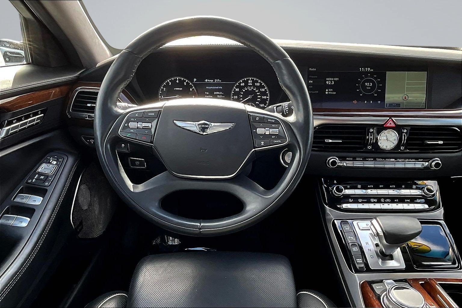 Used 2017 Silver Genesis 5.0 Ultimate image 7