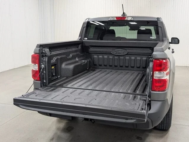 New 2026 Carbonized Gray Metallic Ford XLT image 46