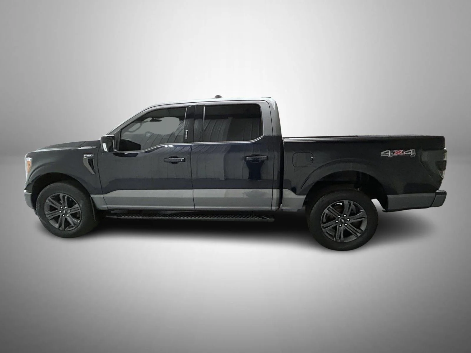 Used 2023 Blue Ford XLT image 8