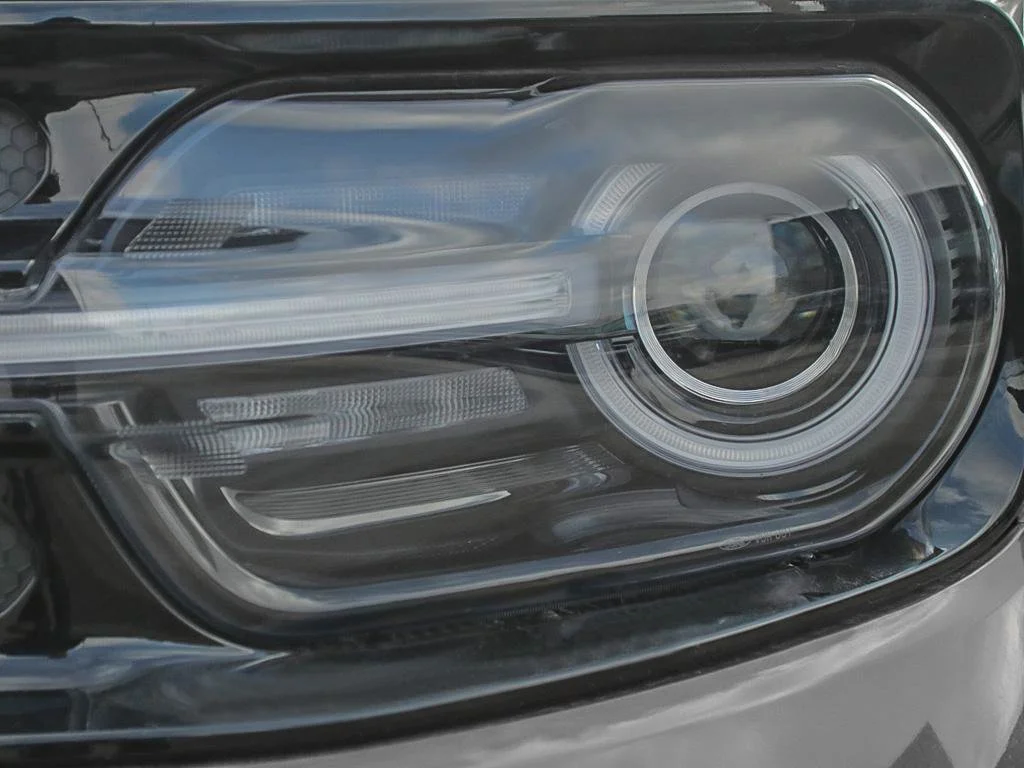 New 2026 CARBONIZED GREY Ford Outer Banks image 8