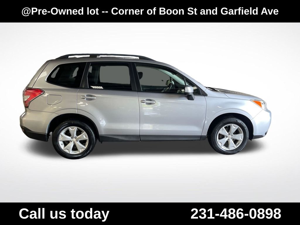 Used 2016 Silver Subaru 2.5i Premium image 6