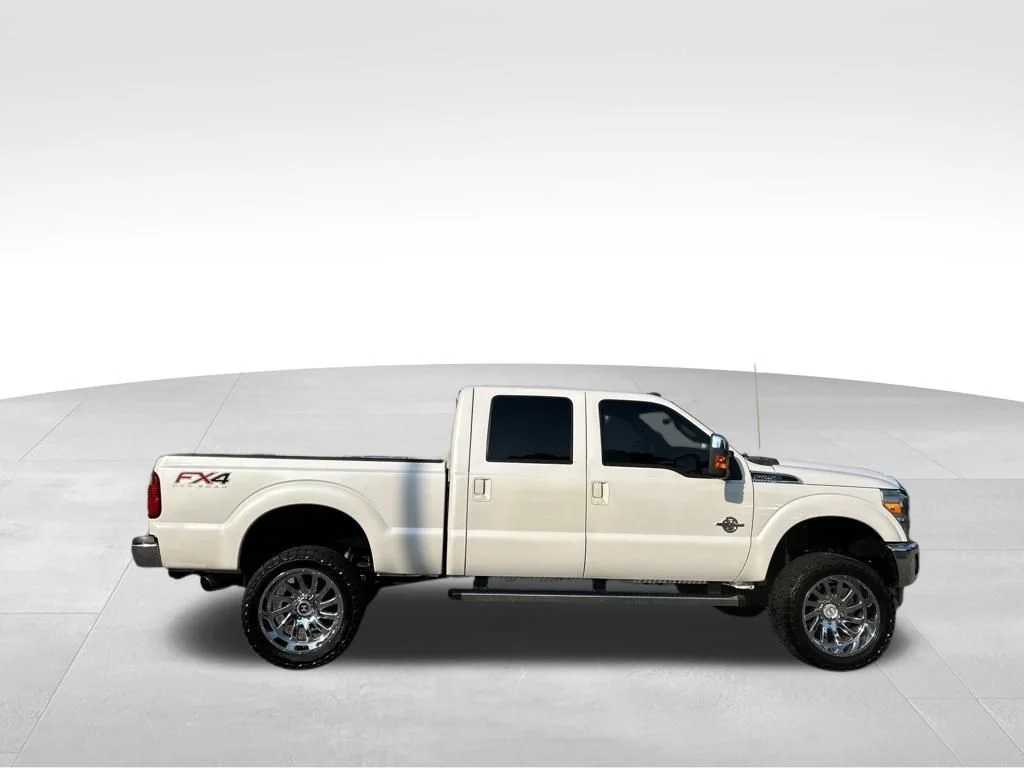 Used 2015 White Ford Lariat image 7