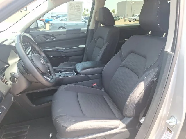 Used 2025 Silver Nissan SV image 10