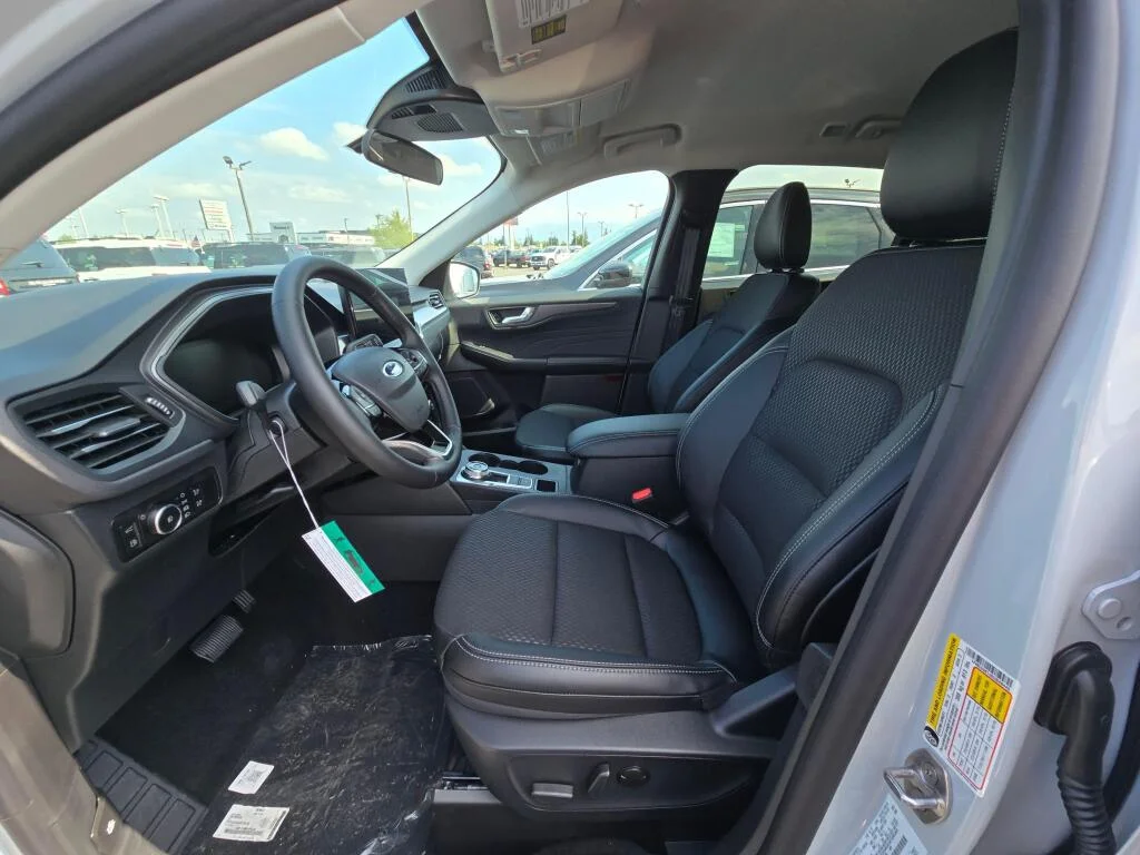 2025 Ford Escape Plug-in hybrid PHEV - Photo 18