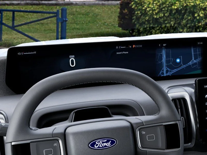 New 2027 Star White Metallic Tri-Coat Ford Platinum image 11