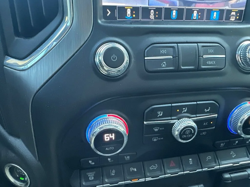 Used 2020 QUICKSILVER METALLIC GMC Denali image 20