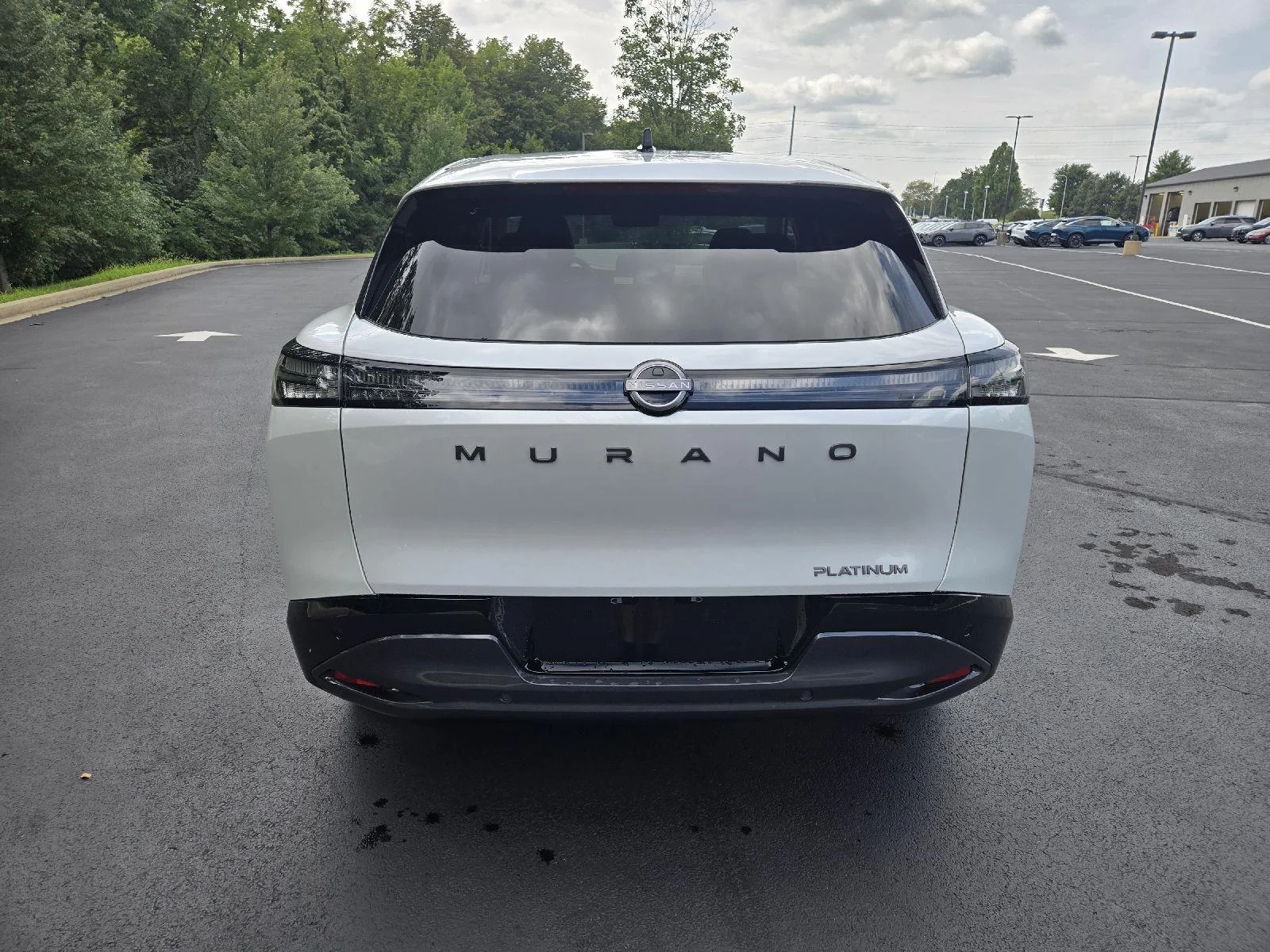 New 2027  NISSAN  image 8