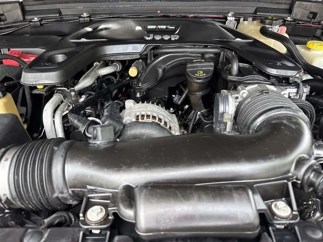 Used 2018 Gray Jeep Unlimited Sport S image 12