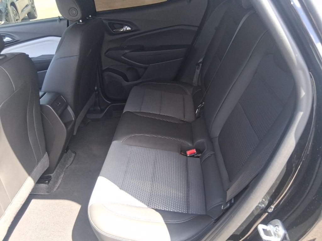 Used 2025 Black Chevrolet LT image 17