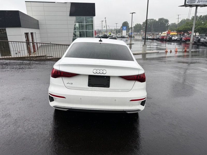 Used 2022 White Audi 40 Premium image 7