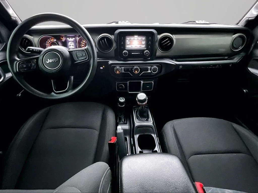 Used 2019 Gray Jeep Sport image 17