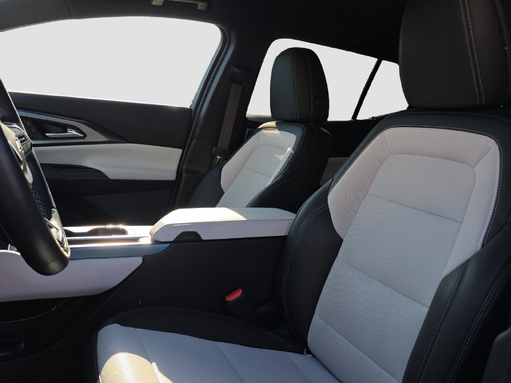 2024 Chevrolet Equinox EV LT - Photo 7