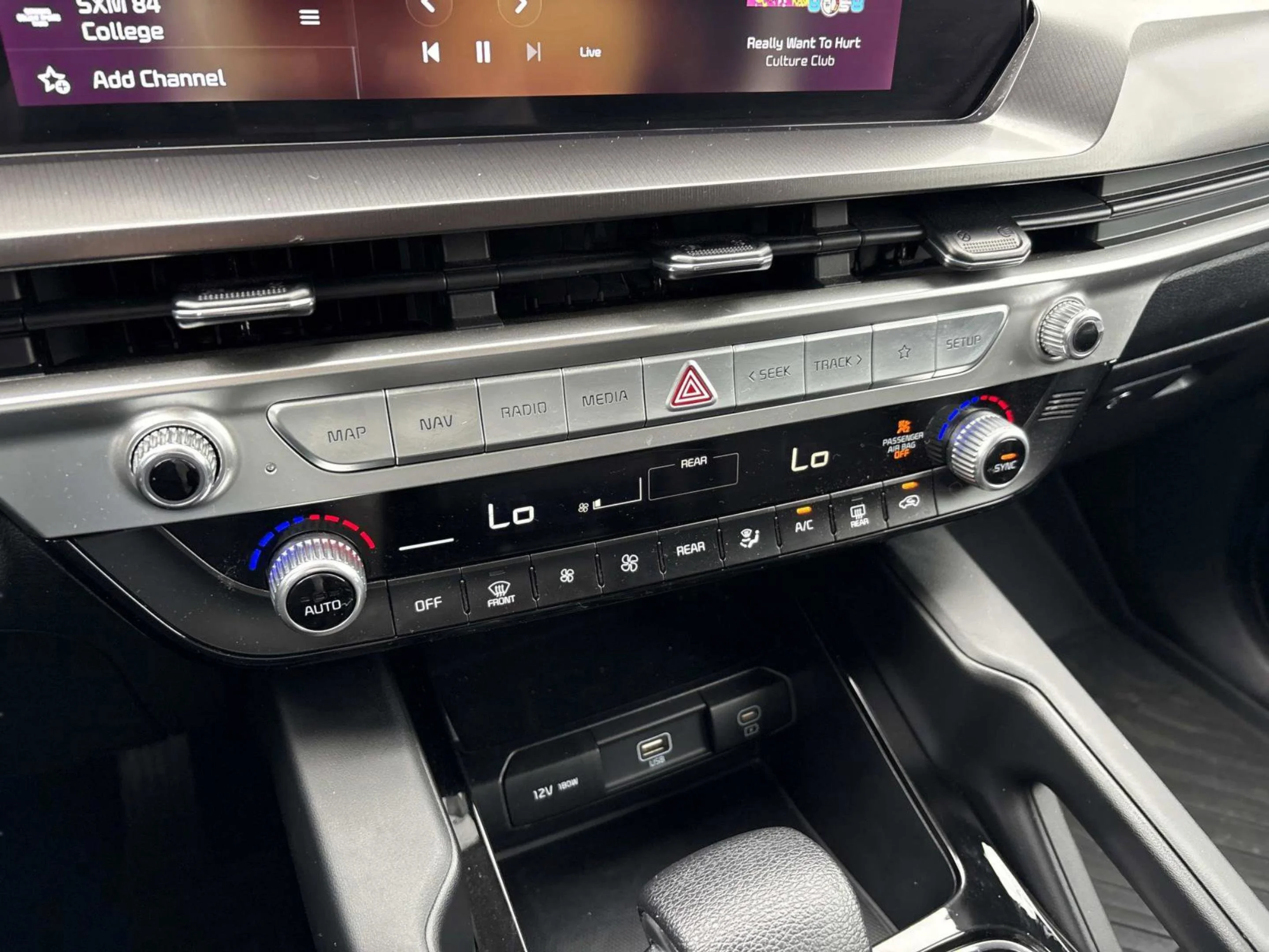 2023 Kia Telluride LX - Photo 32