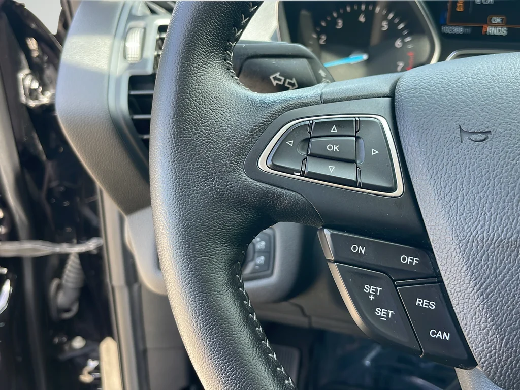 Used 2019 Black Ford SE image 9