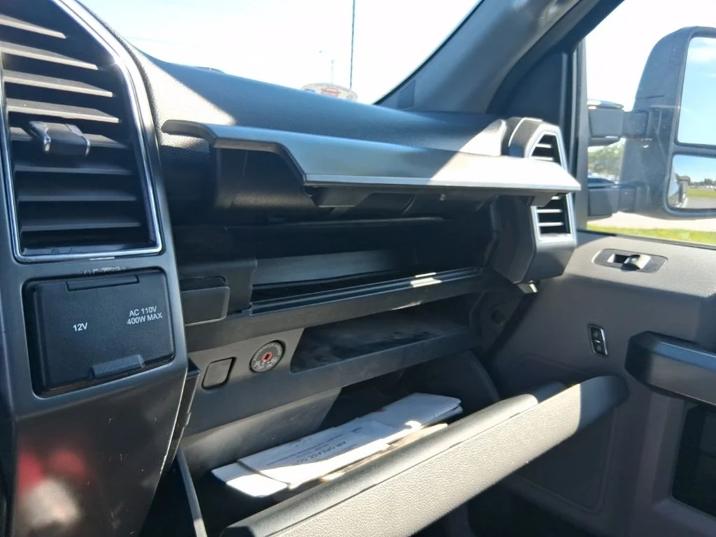 Used 2021 Black Ford XLT image 23