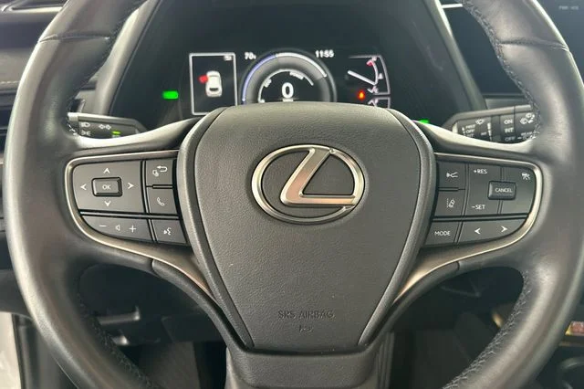 Used 2023 Silver Lexus 250h Base image 27