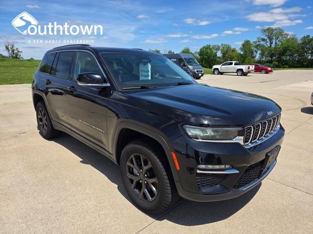 2022 Jeep Grand Cherokee Limited 4x4's photo