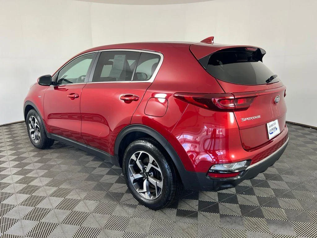 Used 2020 Red Kia LX image 24