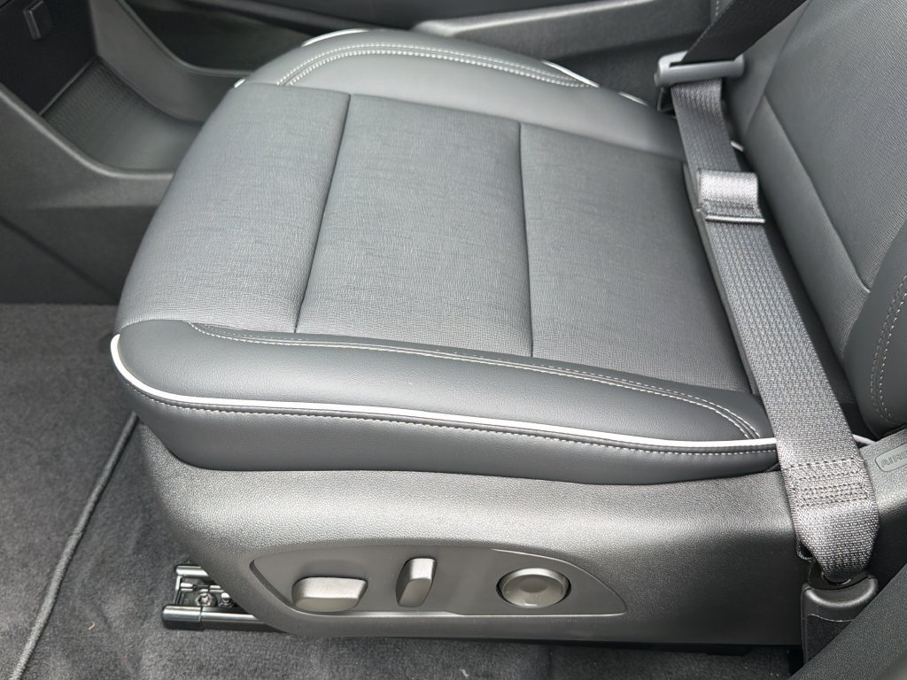 2026 Buick Enclave Preferred - Photo 25