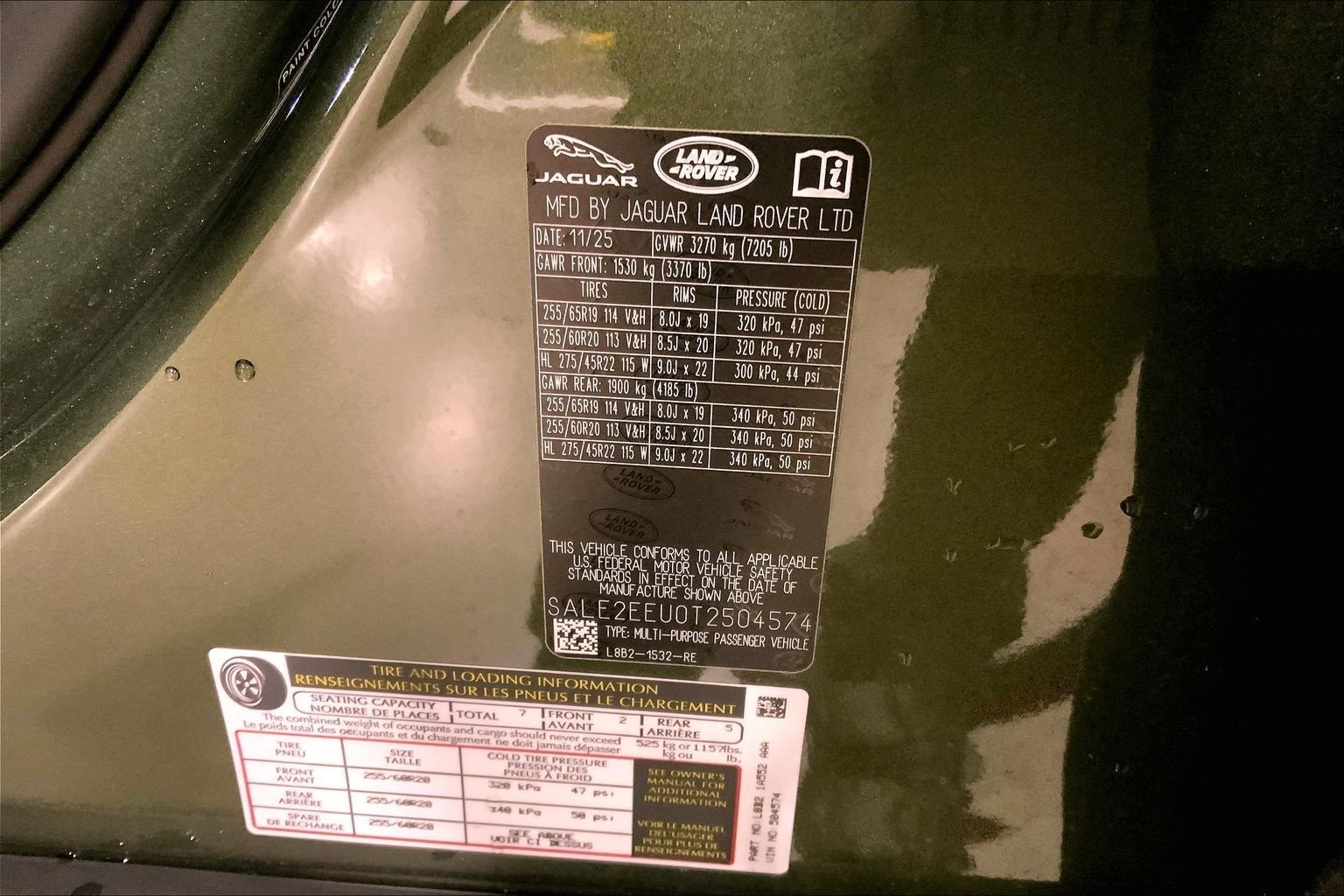 Used 2026 Woolstone Green Metallic Land Rover X-Dynamic SE image 4