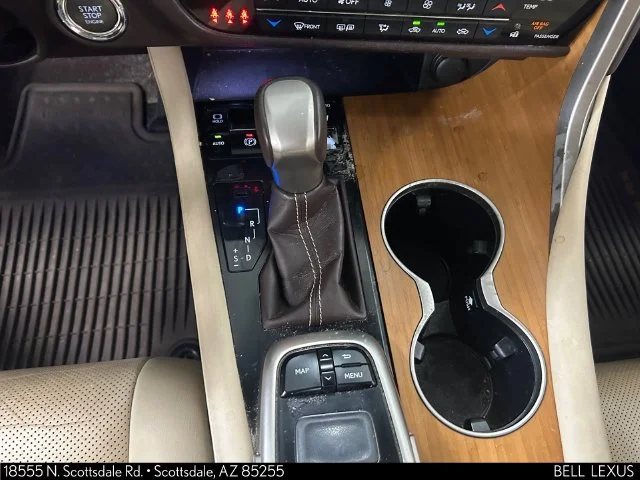 Used 2017 Beige Lexus 350 image 27