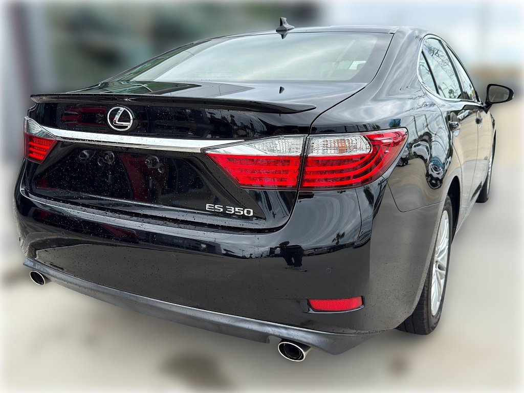 Used 2013 Obsidian Lexus Base image 6