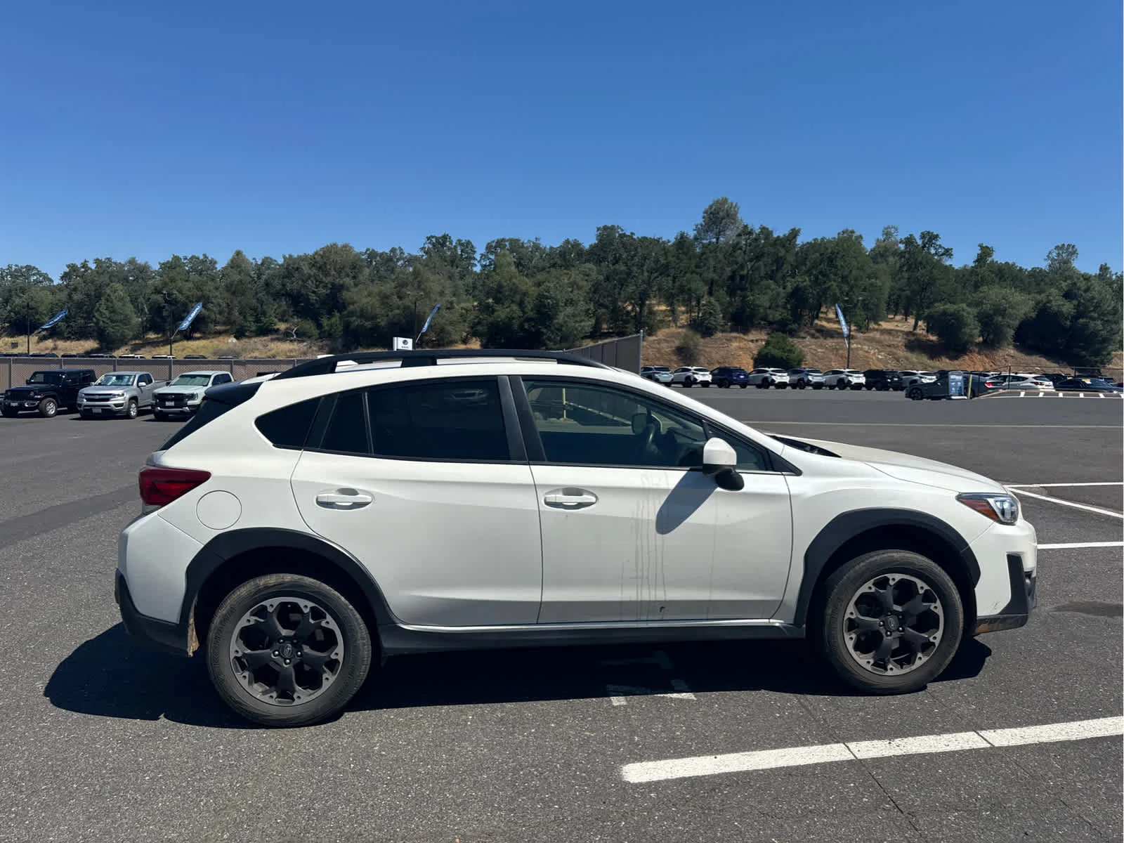 Used 2023 Crystal White Pearl Subaru Premium image 4
