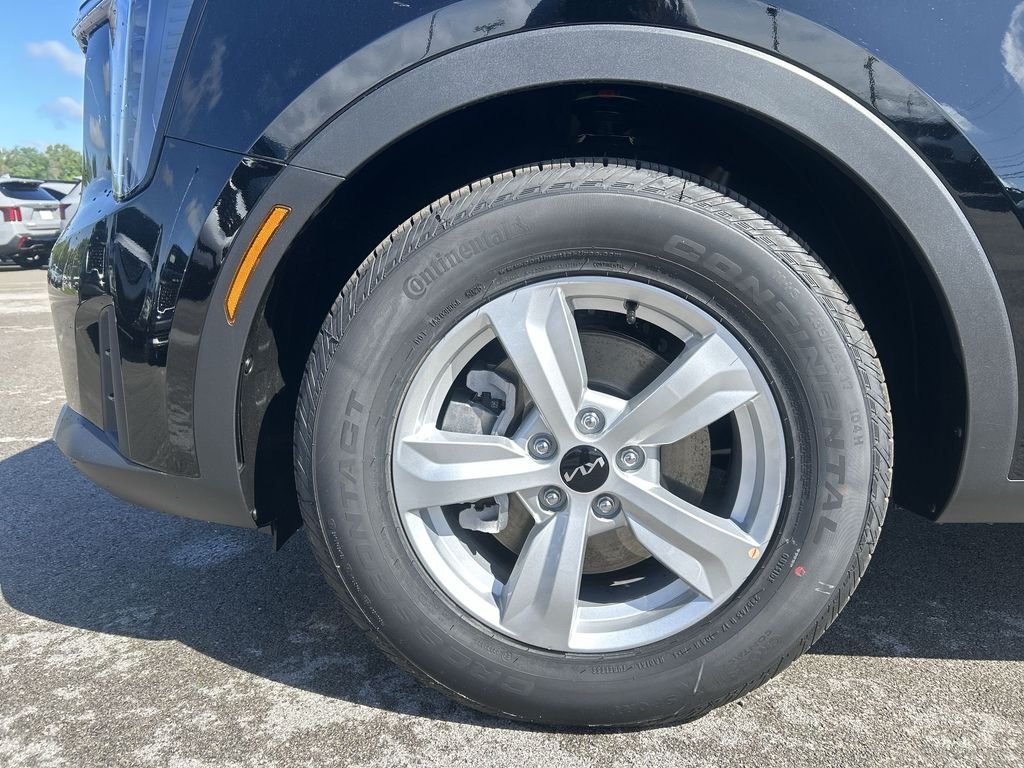 New 2026 Ebony Black Kia LX image 10