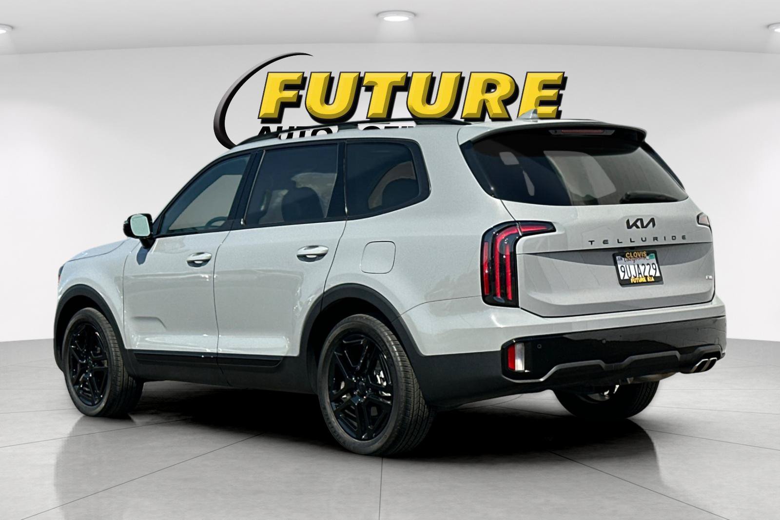 Used 2025 Gray Kia SX-Prestige X-Line image 6
