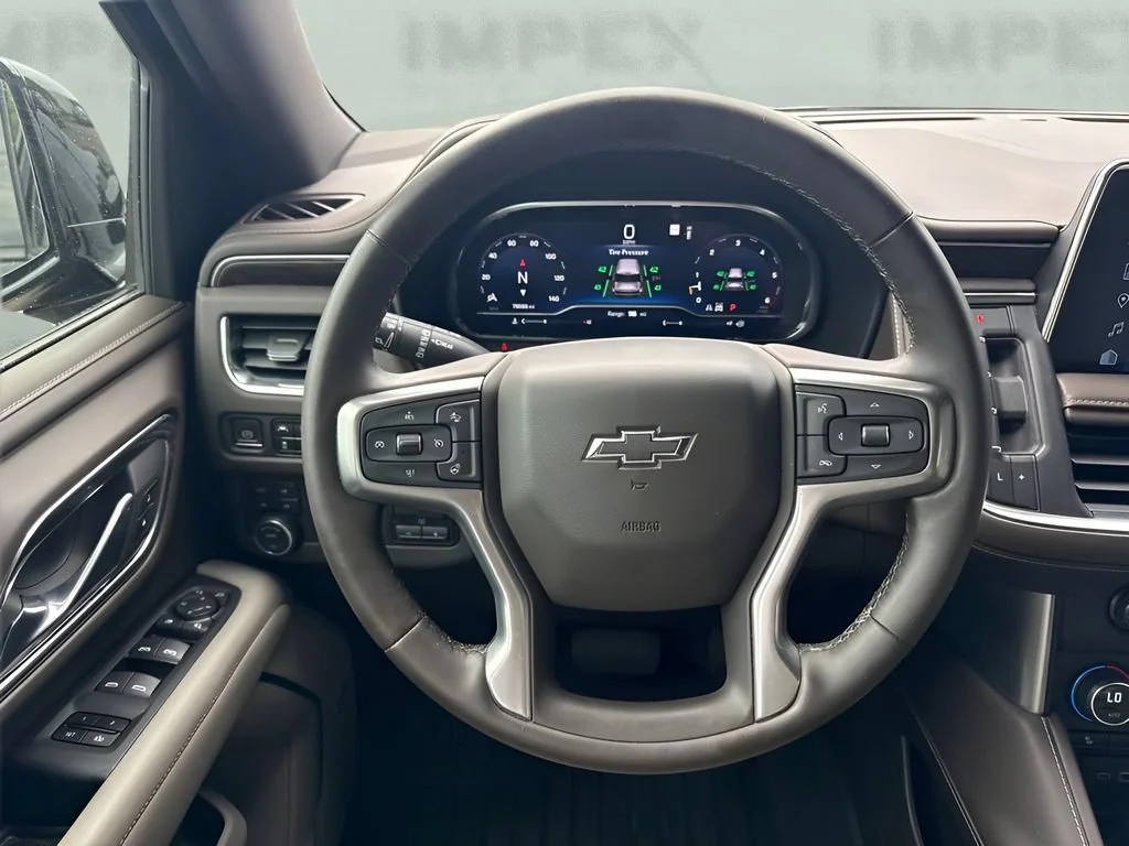 Used 2023 BLACK Chevrolet Z71 image 16