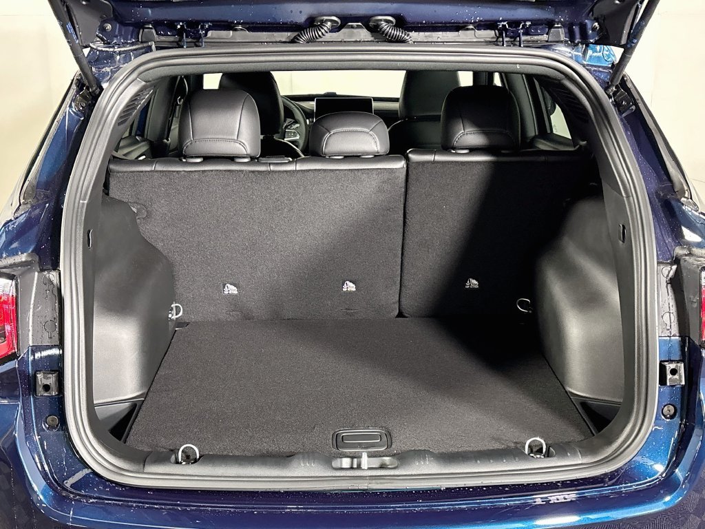 Used 2026 Blue Jeep Latitude image 21