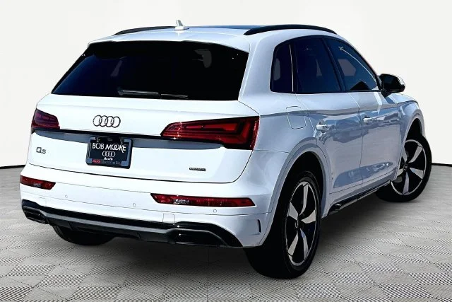 Used 2023 White Audi 45 S line Premium image 2