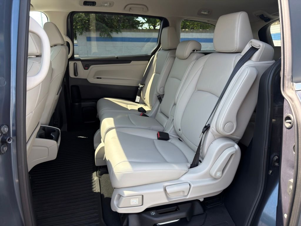 2025 Honda Odyssey EX-L - Photo 19