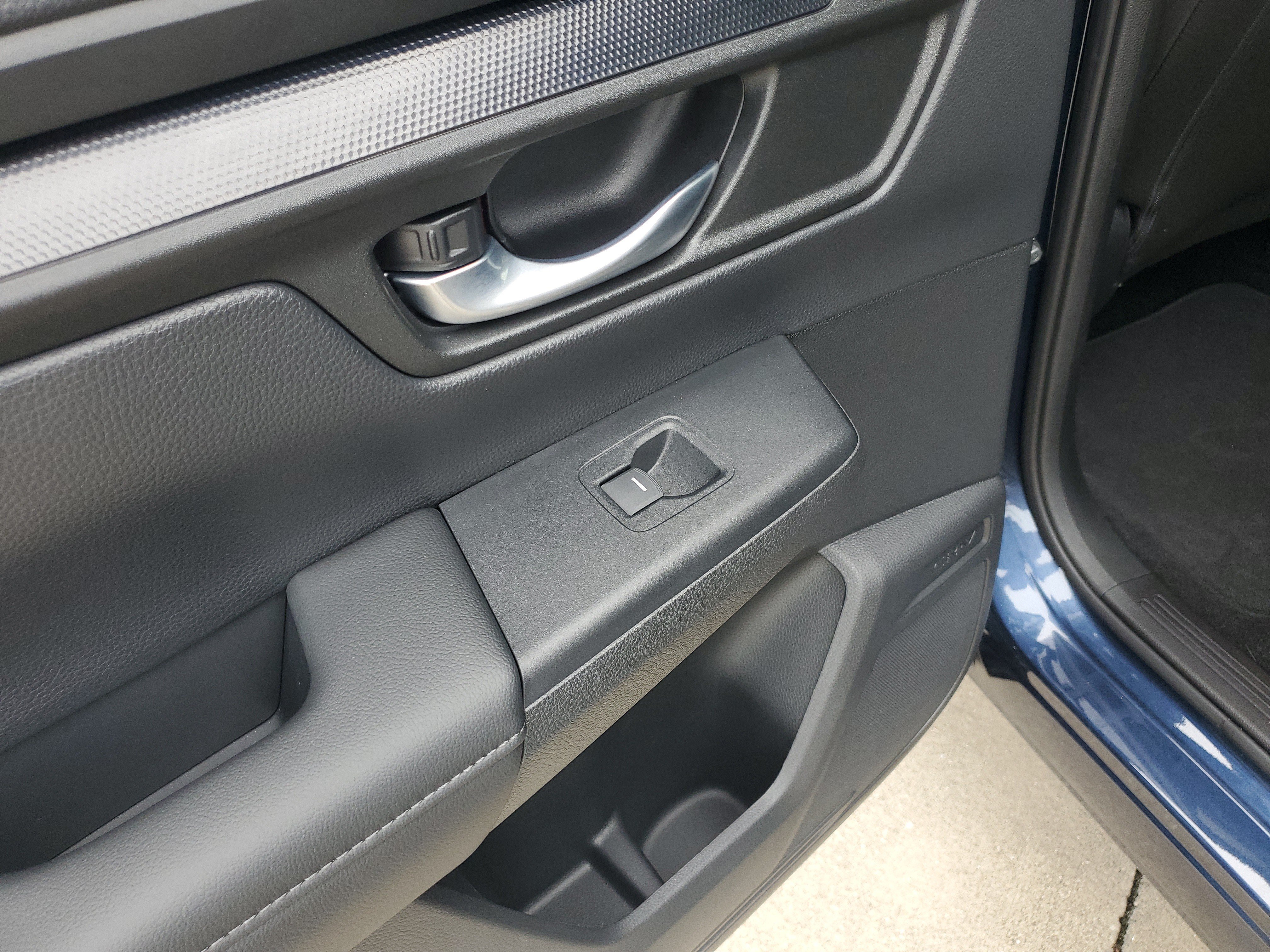Used 2024 Sparkle Silver Honda EX image 14