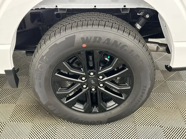 New 2026 White Ford XLT image 25