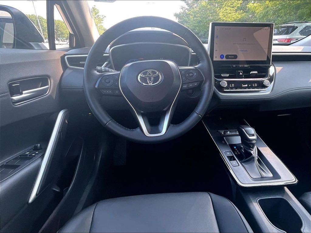 Used 2026 Green Toyota XLE image 17