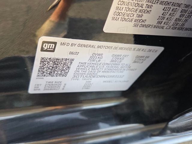 Used 2022 Black GMC SLT image 19