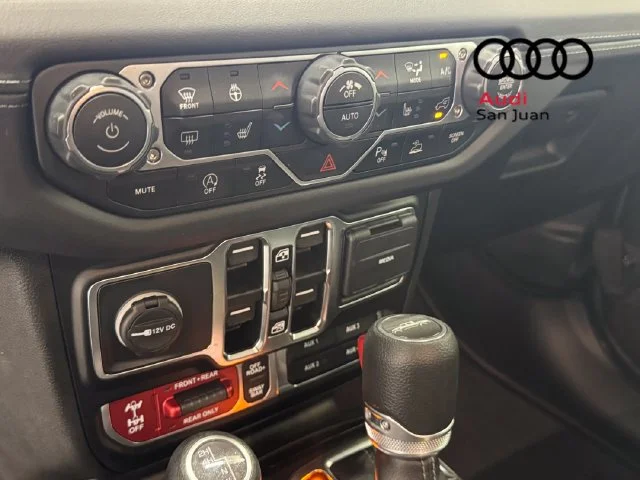 Used 2025 Gray Jeep Rubicon image 33