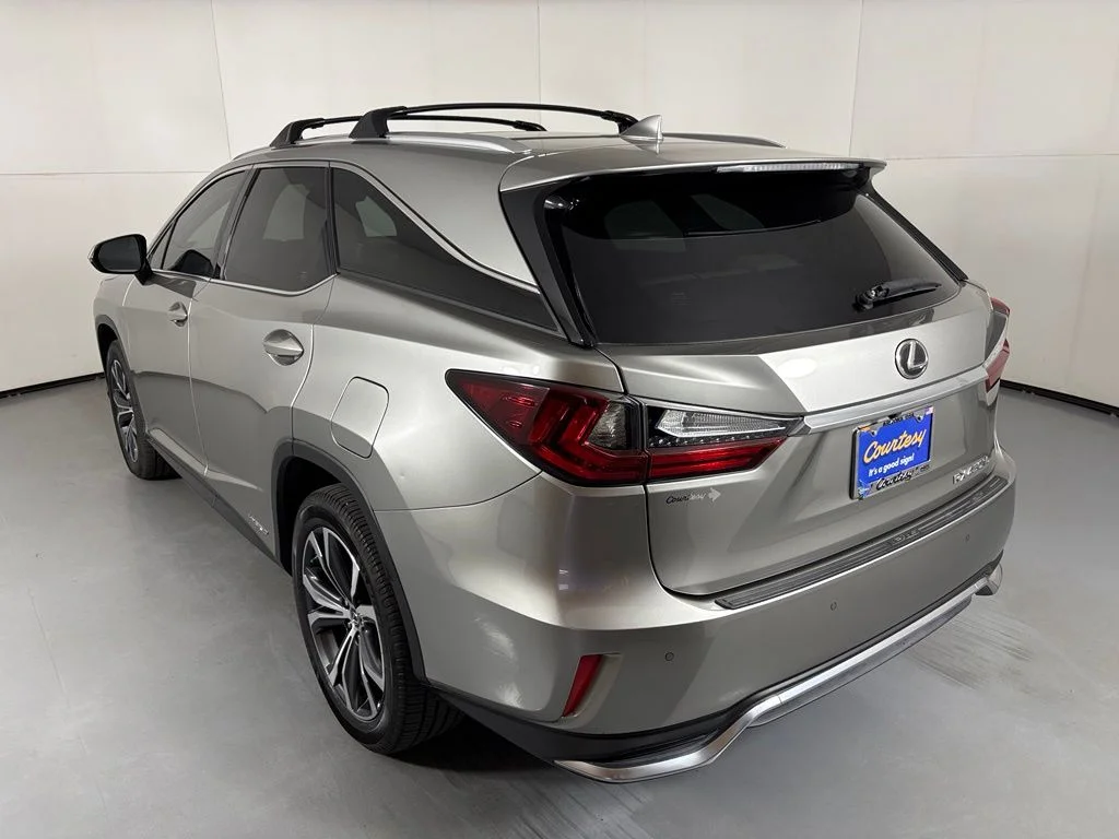 Used 2018 Silver Lexus 450hL Premium image 6